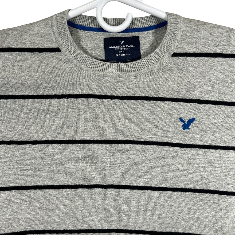 American Eagle Mens Gray Striped Cotton Crewneck Sweater Classic Fit Medium